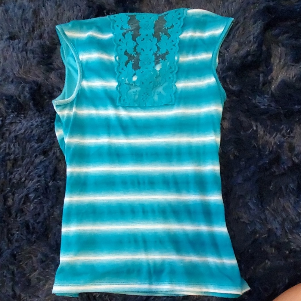 Tank - Picture 2 of 2